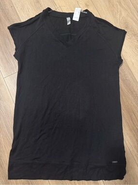 Black V-Neck Short Sleeve Women's Top size small